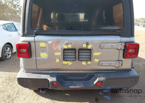 2019 Jeep Wrangler Unlimited Sport S 4X4 z USA, uszkodzony, nr VIN 1C4HJXDG9KW556887